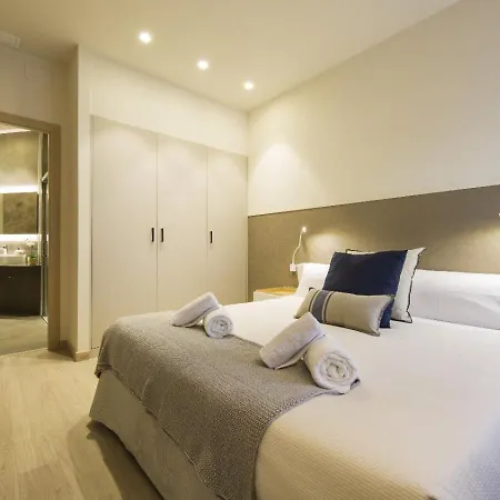 Fisa Ramblas Apartment *
